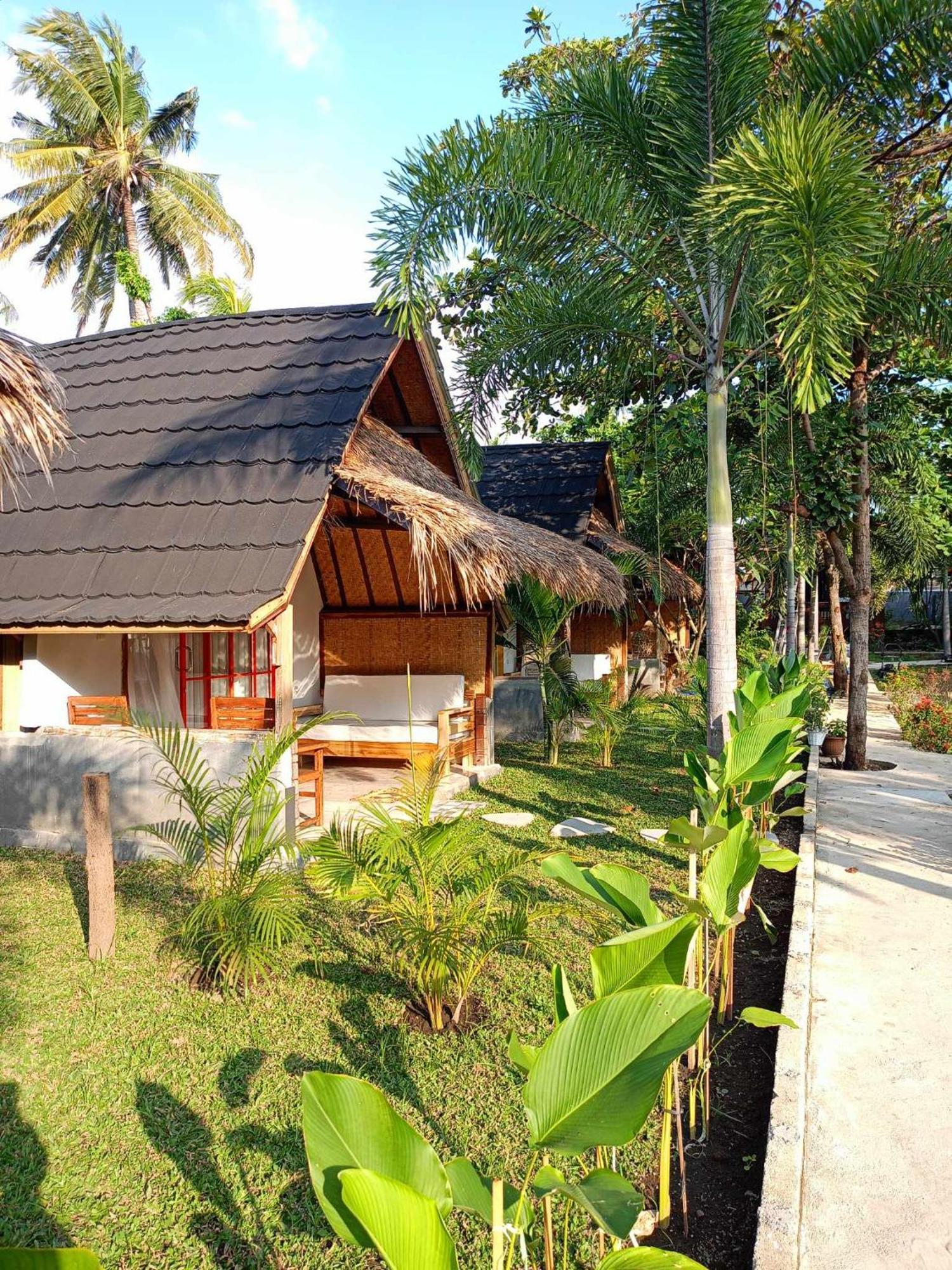 Bintang Tiga Bungalows Gili Air Eksteriør bilde