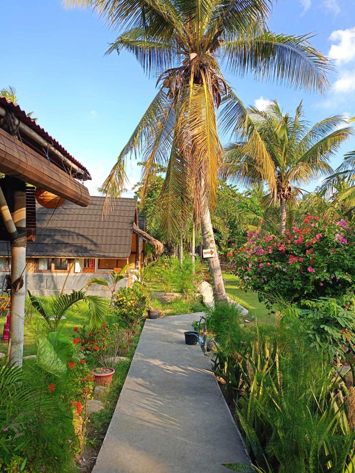 Bintang Tiga Bungalows Gili Air Eksteriør bilde