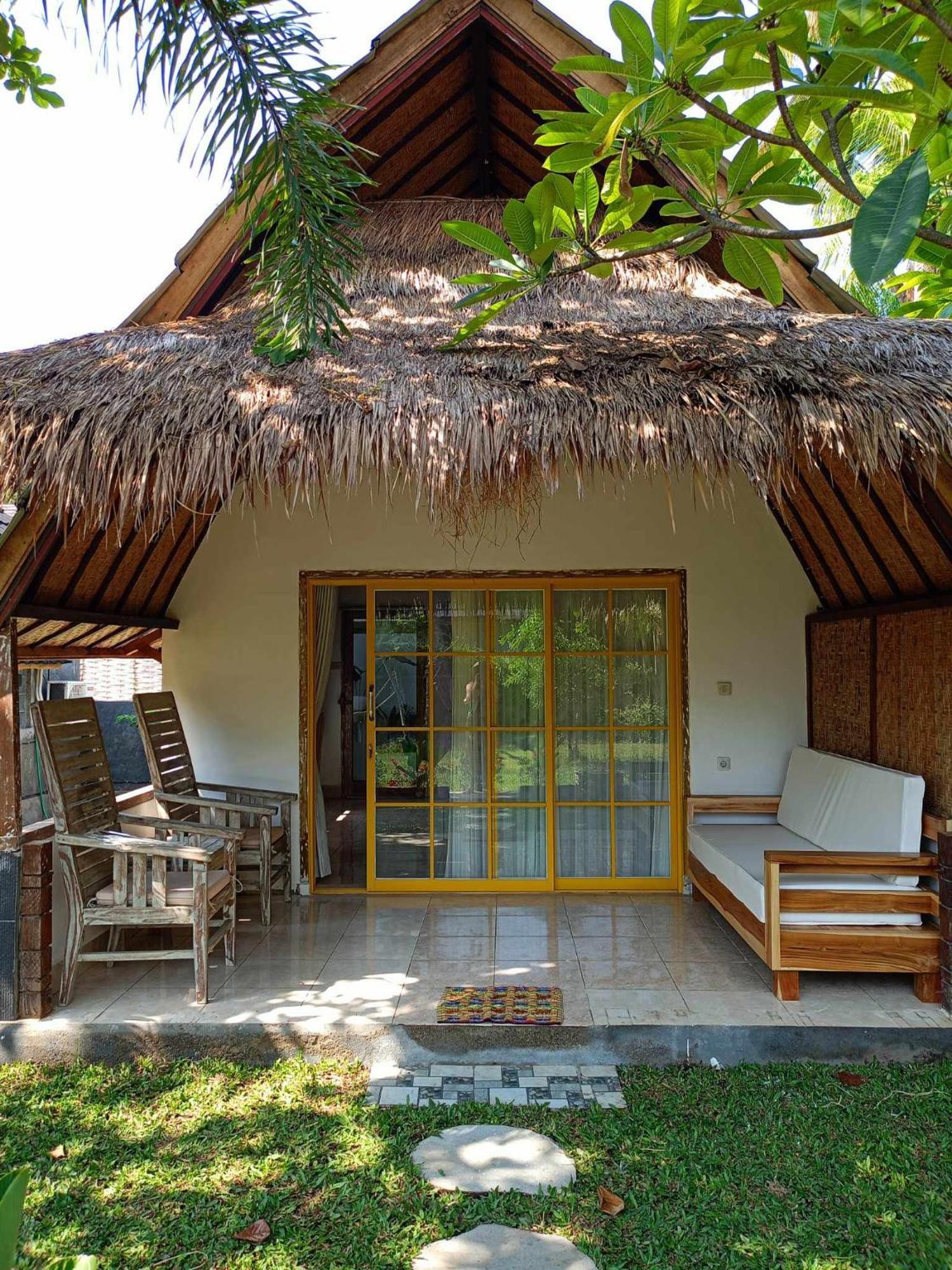 Bintang Tiga Bungalows Gili Air Eksteriør bilde