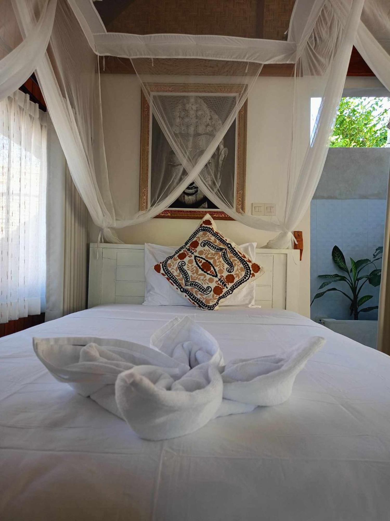 Bintang Tiga Bungalows Gili Air Eksteriør bilde
