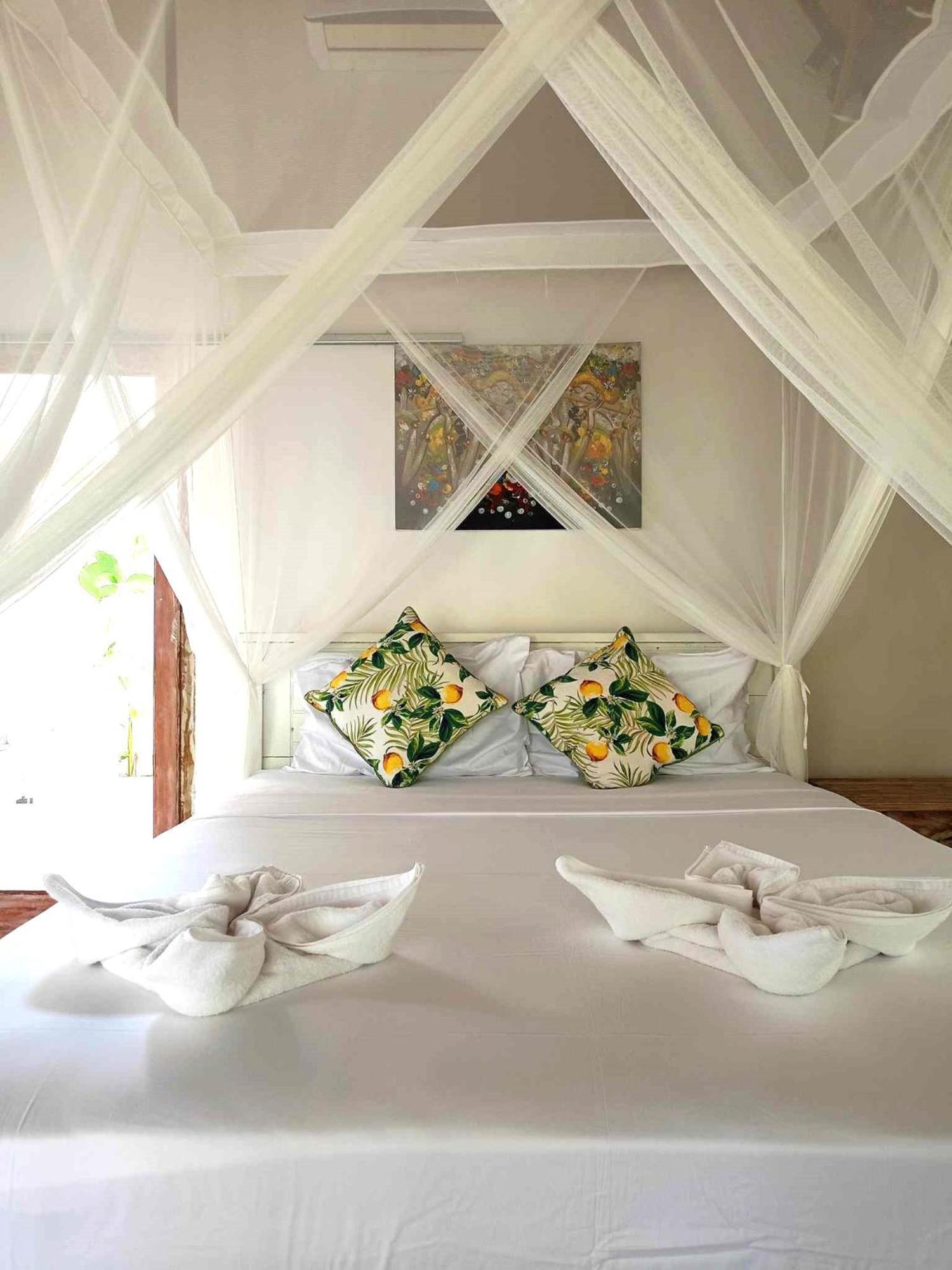 Bintang Tiga Bungalows Gili Air Eksteriør bilde