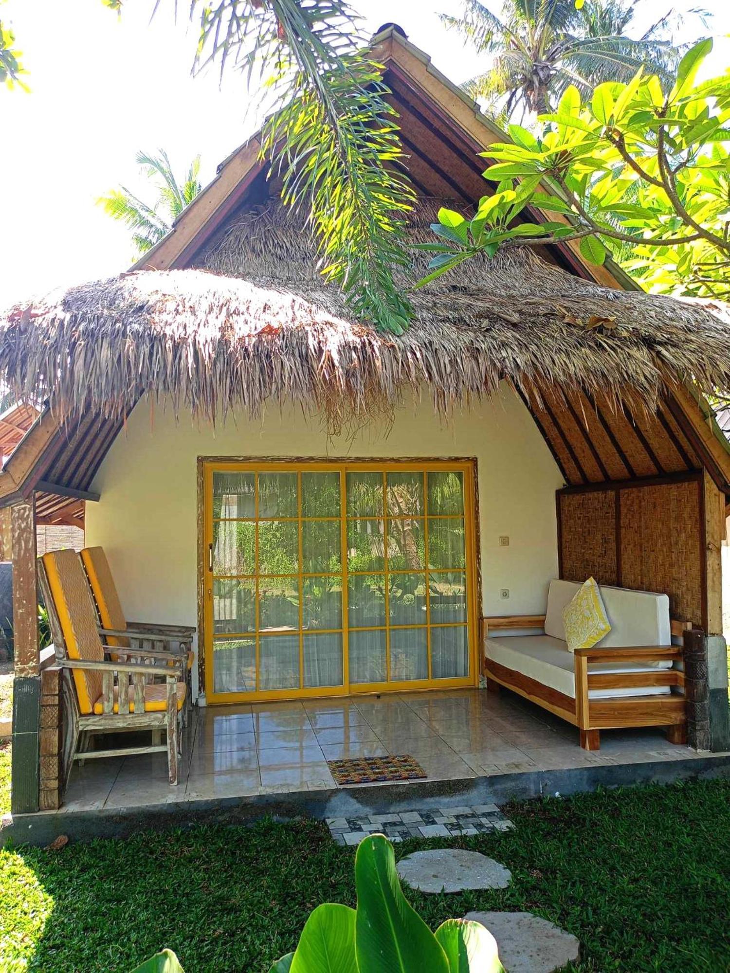 Bintang Tiga Bungalows Gili Air Eksteriør bilde