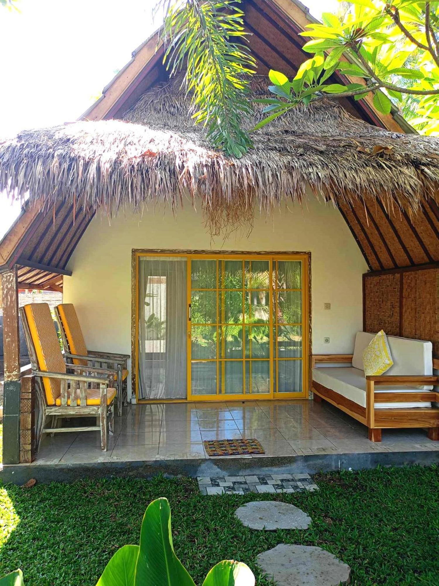 Bintang Tiga Bungalows Gili Air Eksteriør bilde