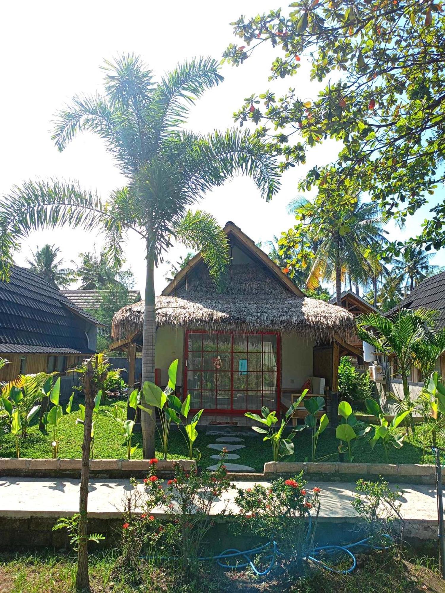 Bintang Tiga Bungalows Gili Air Eksteriør bilde