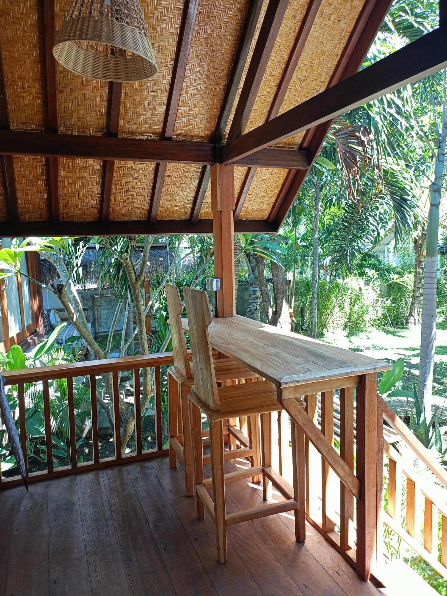 Bintang Tiga Bungalows Gili Air Eksteriør bilde
